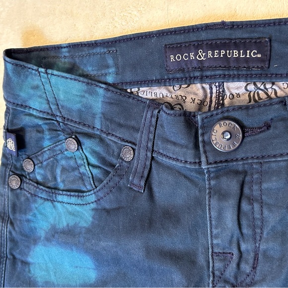 Rock & Republic Berlin Blue Tie Dye Low Rise Skinny Jeans size 2 - Picture 7 of 9